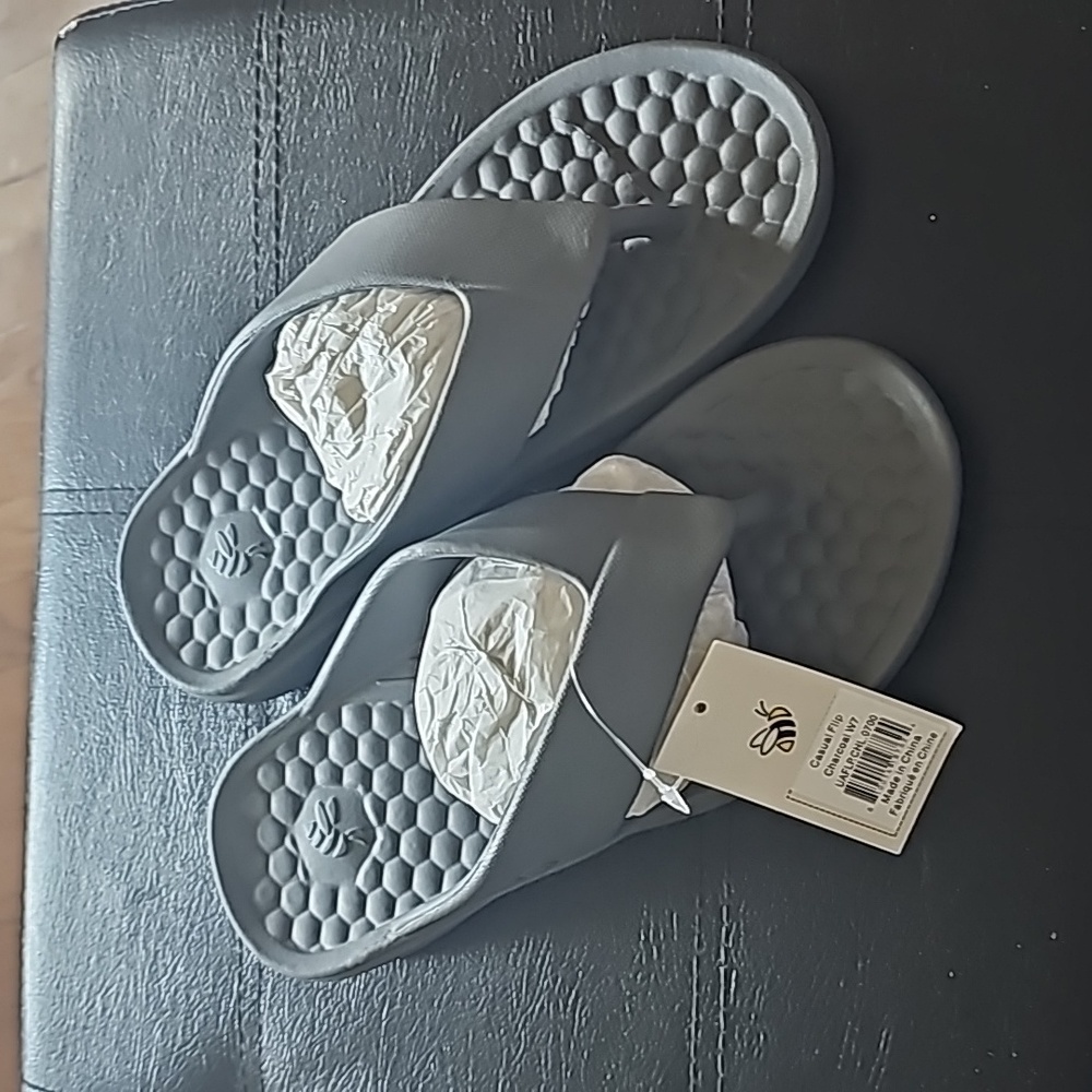 Joybees sandals, gray, size 7